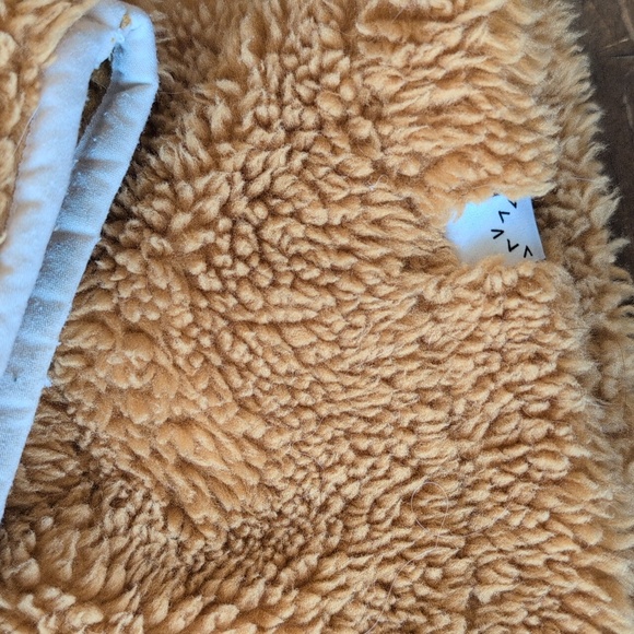 Varley Clemson Sherpa jacket - Picture 5 of 11